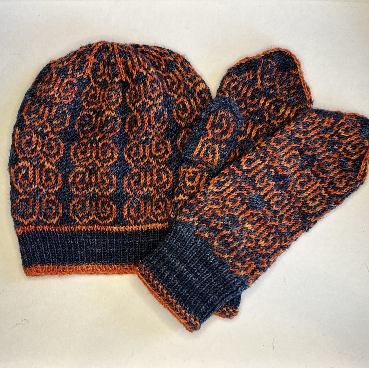 Klósigar, húfa og vettlingar - gjafapakkar