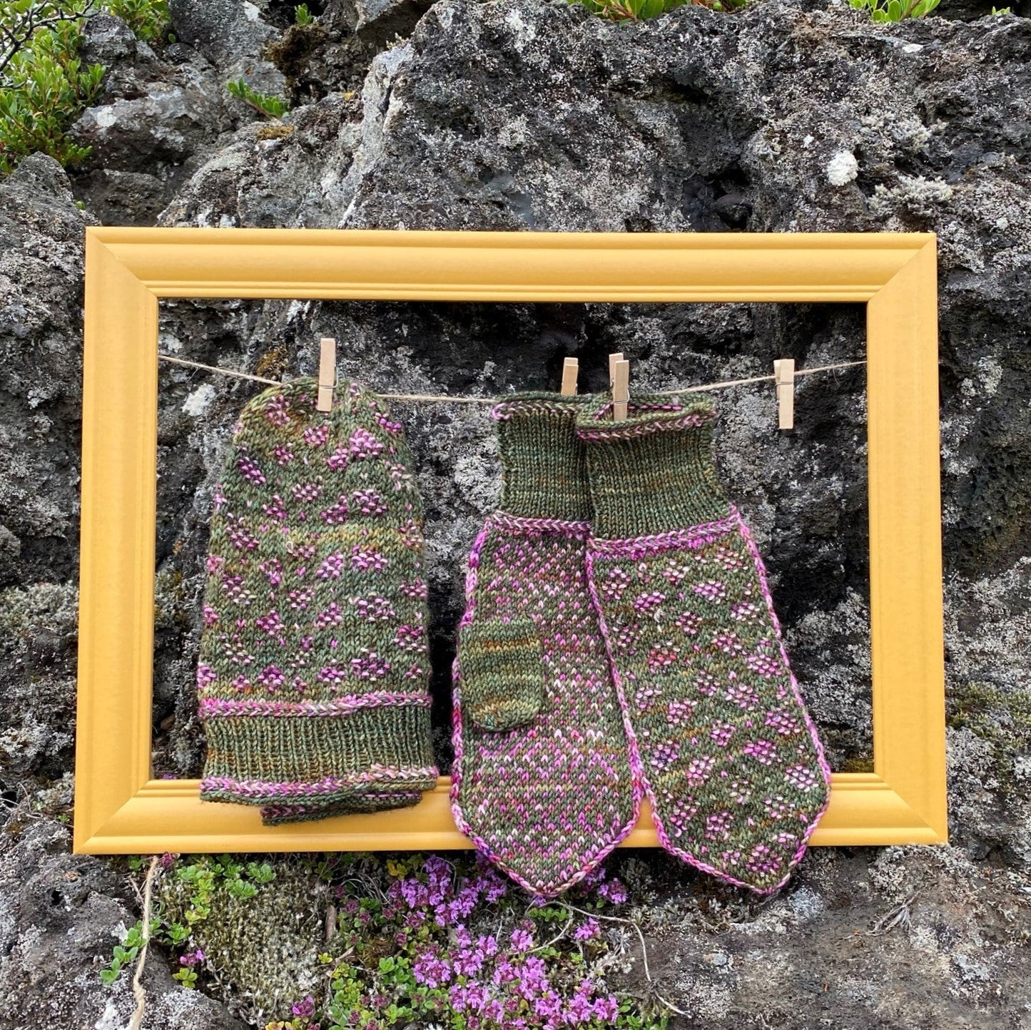 Blóðberg, húfa og vettlingar - uppskriftir